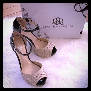 Rock & Republican rock & revel platform heels